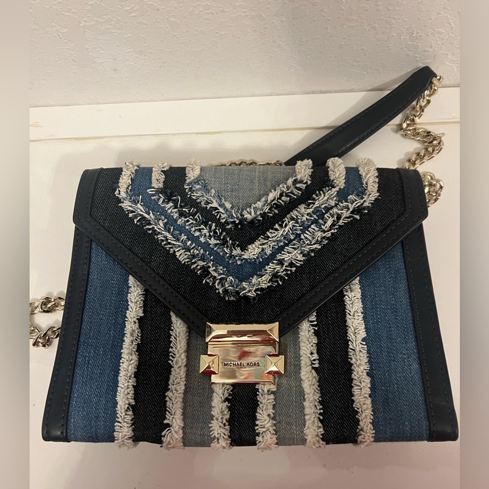 Michael Kors ๐Elegant Blue and White Denim Women's Bag - Picture 9 of 13